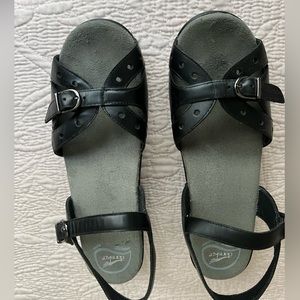 Black dansko wedge sandals